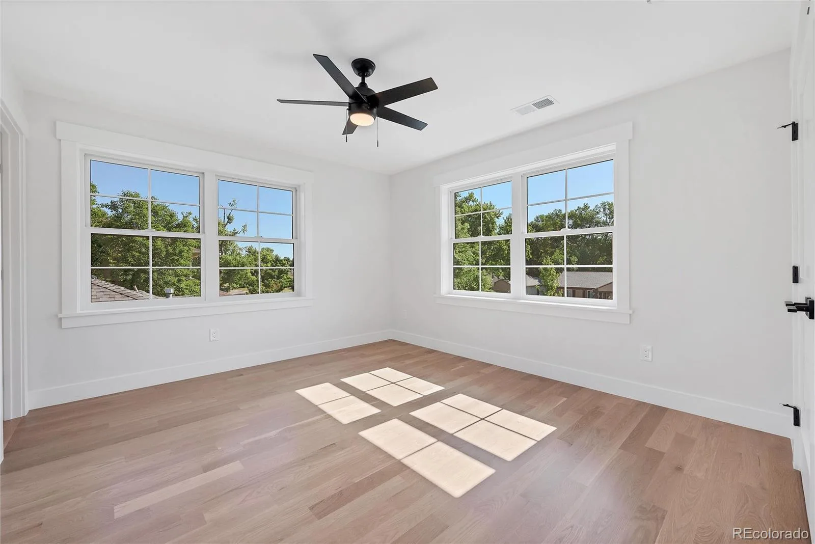 1035 N Leyden Street Denver CO 80220 | MLS #REC8558167 09232026213956 1600 18