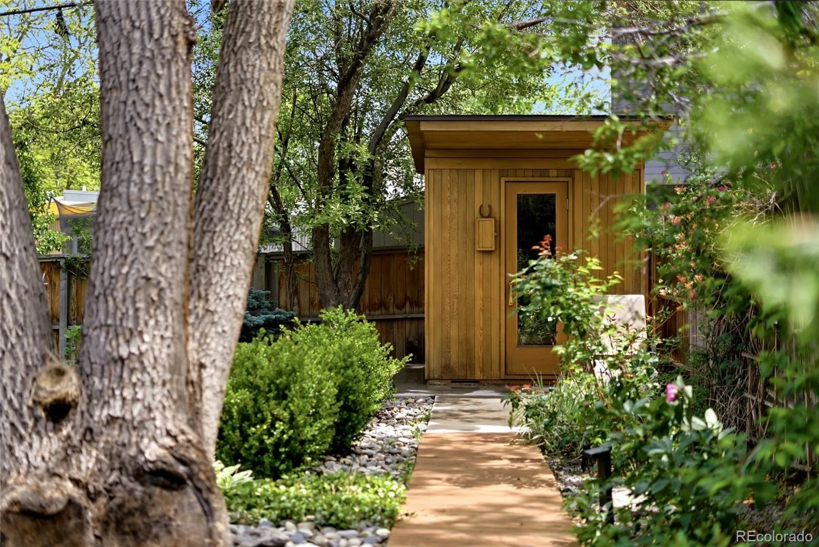 1360 S Dahlia Street Denver CO 80222 | MLS #REC8559508 08232026235551 1600 40