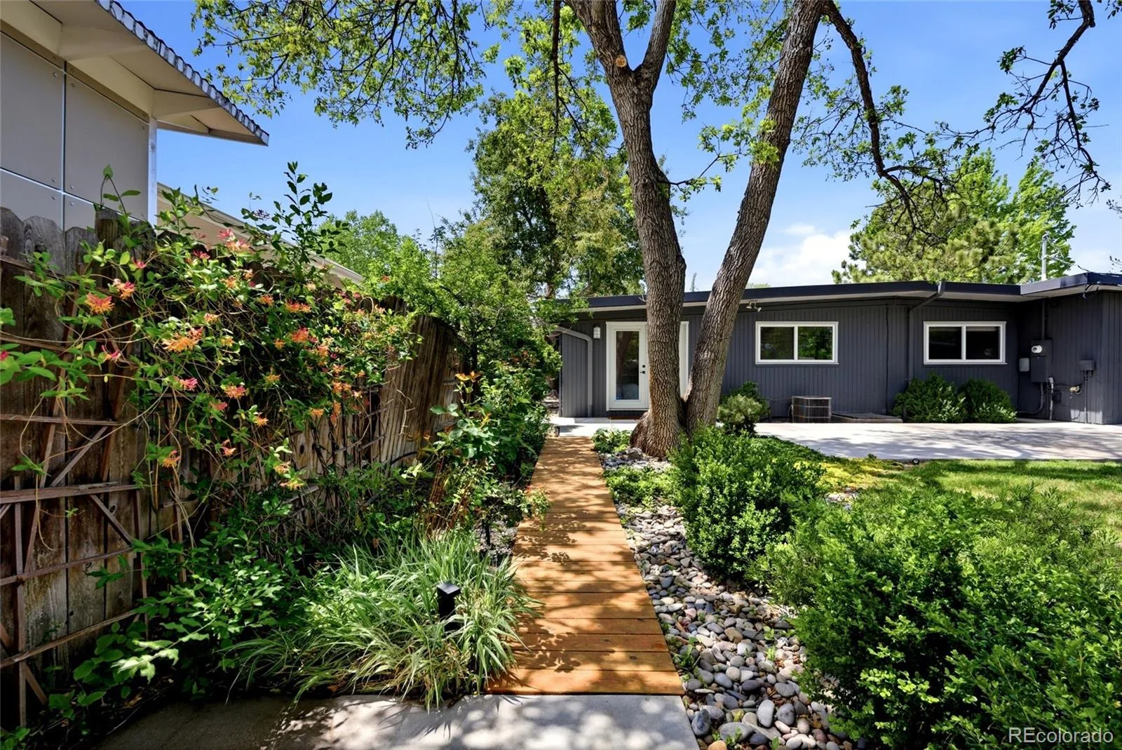 1360 S Dahlia Street Denver CO 80222 | MLS #REC8559508 08232026235551 1600 42