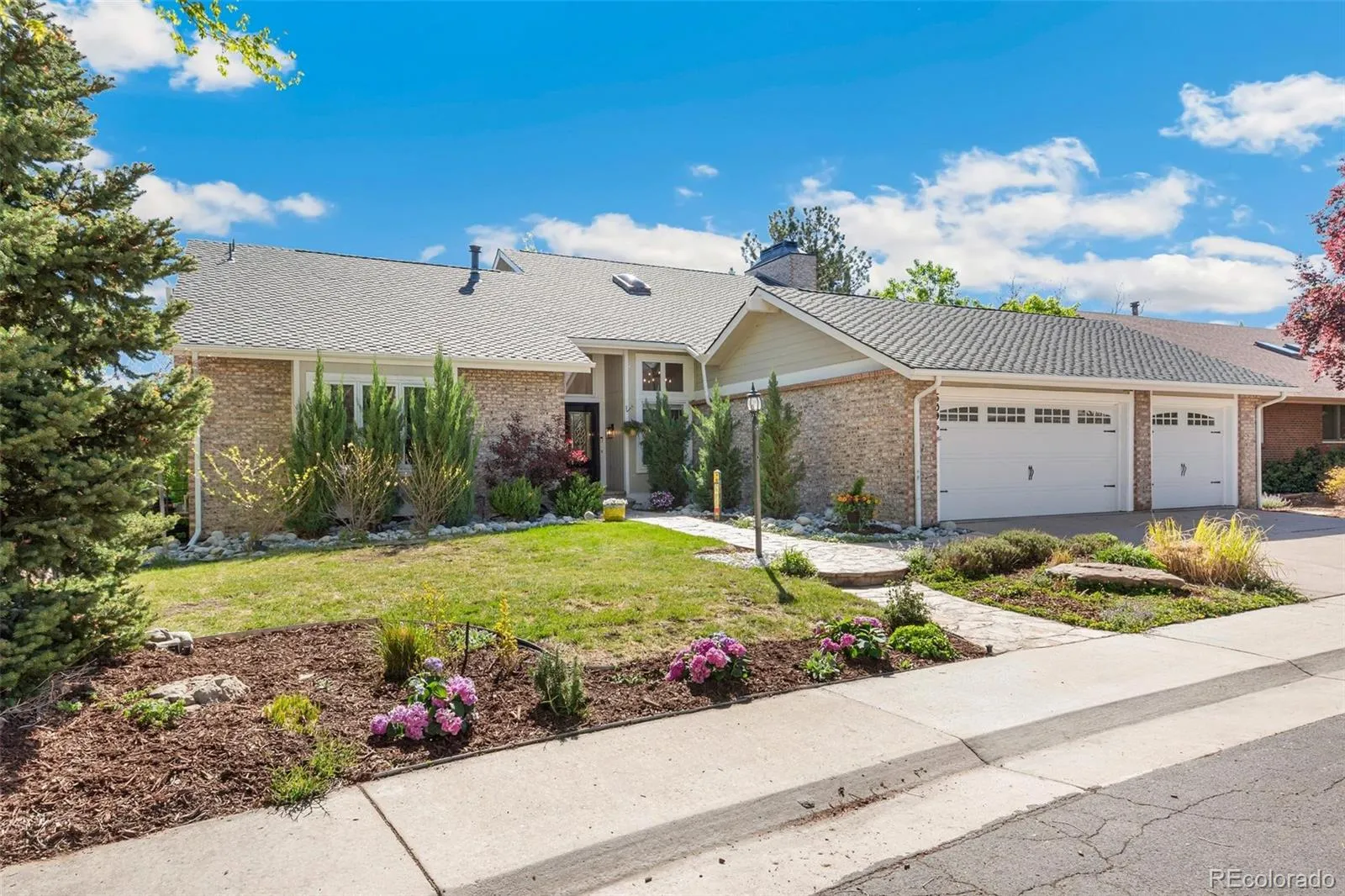 6096 S Alton Way Greenwood Village CO 80111 MLS #REC8559529 05092026022530 1600 1