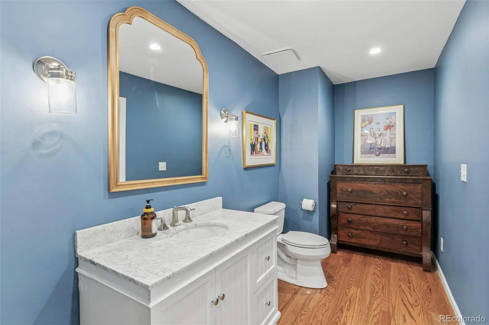 6096 S Alton Way Greenwood Village CO 80111 MLS #REC8559529 05092026022530 1600 21