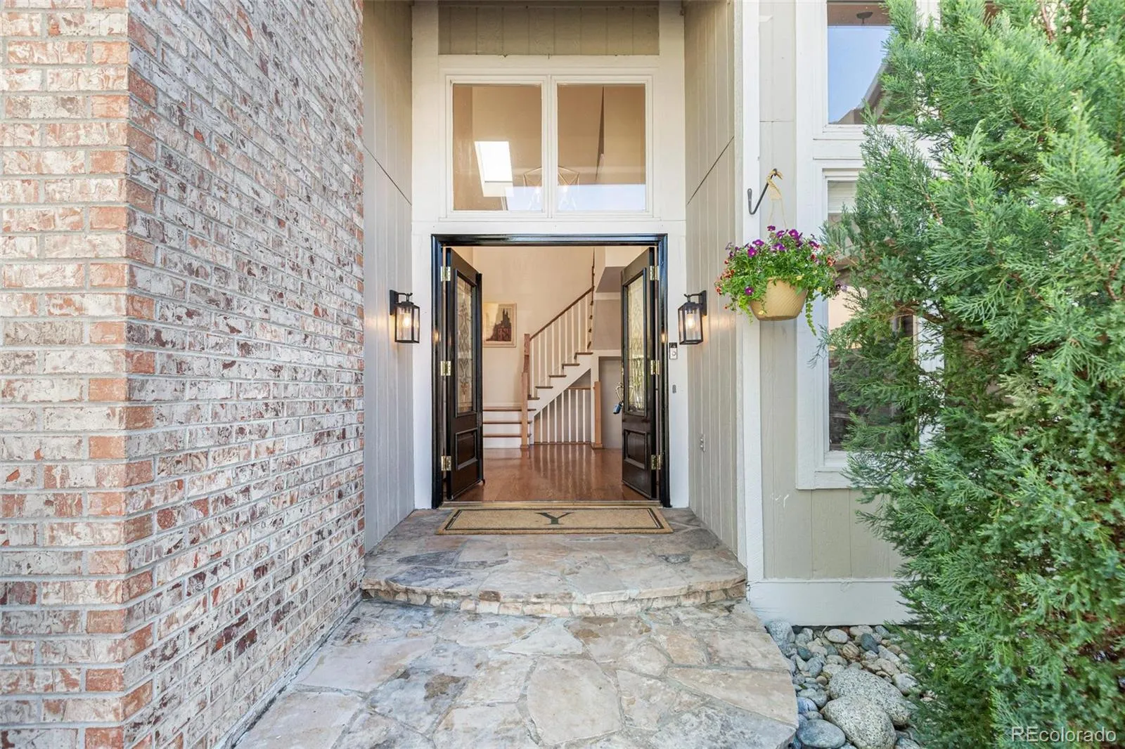 6096 S Alton Way Greenwood Village CO 80111 MLS #REC8559529 05092026022530 1600 3