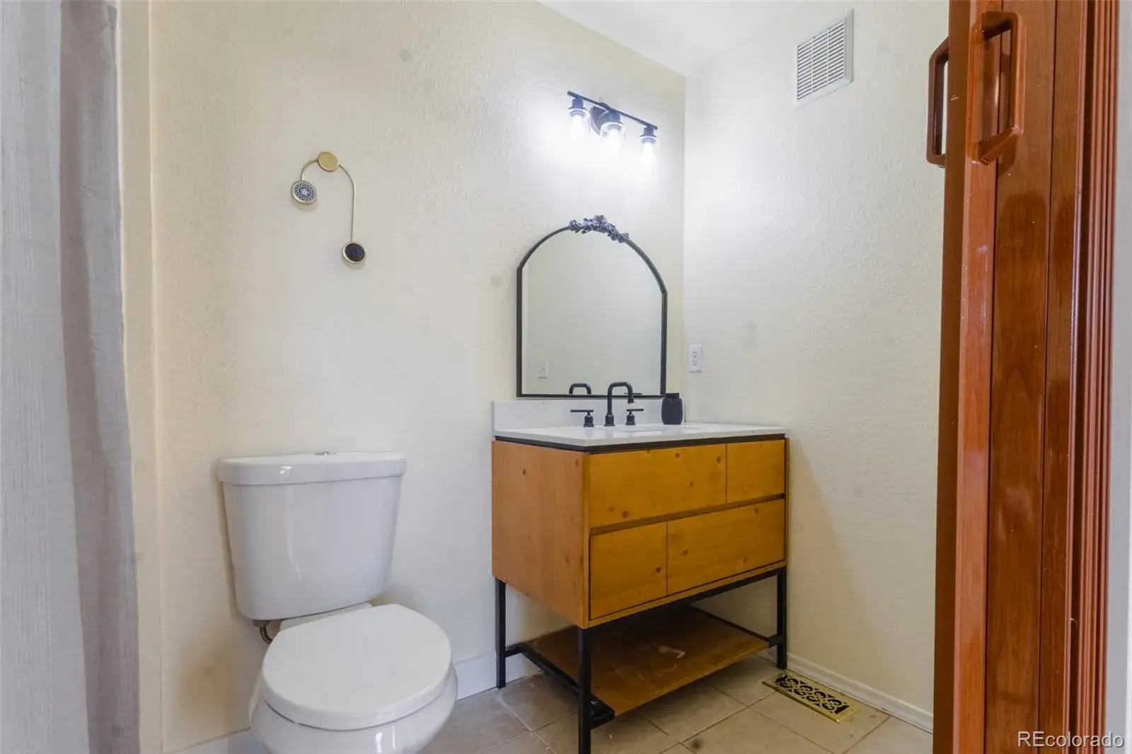 16332 E Fremont Avenue #11 Aurora CO 80016 MLS #REC8560830 02262026052208 1600 15