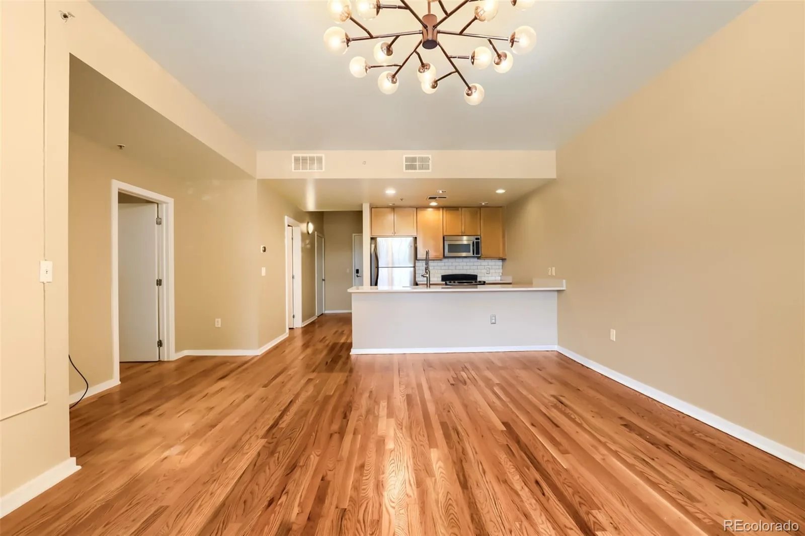 275 S Harrison Street #107 Denver CO 80209 | MLS #REC8560834 08202026180954 1600 1