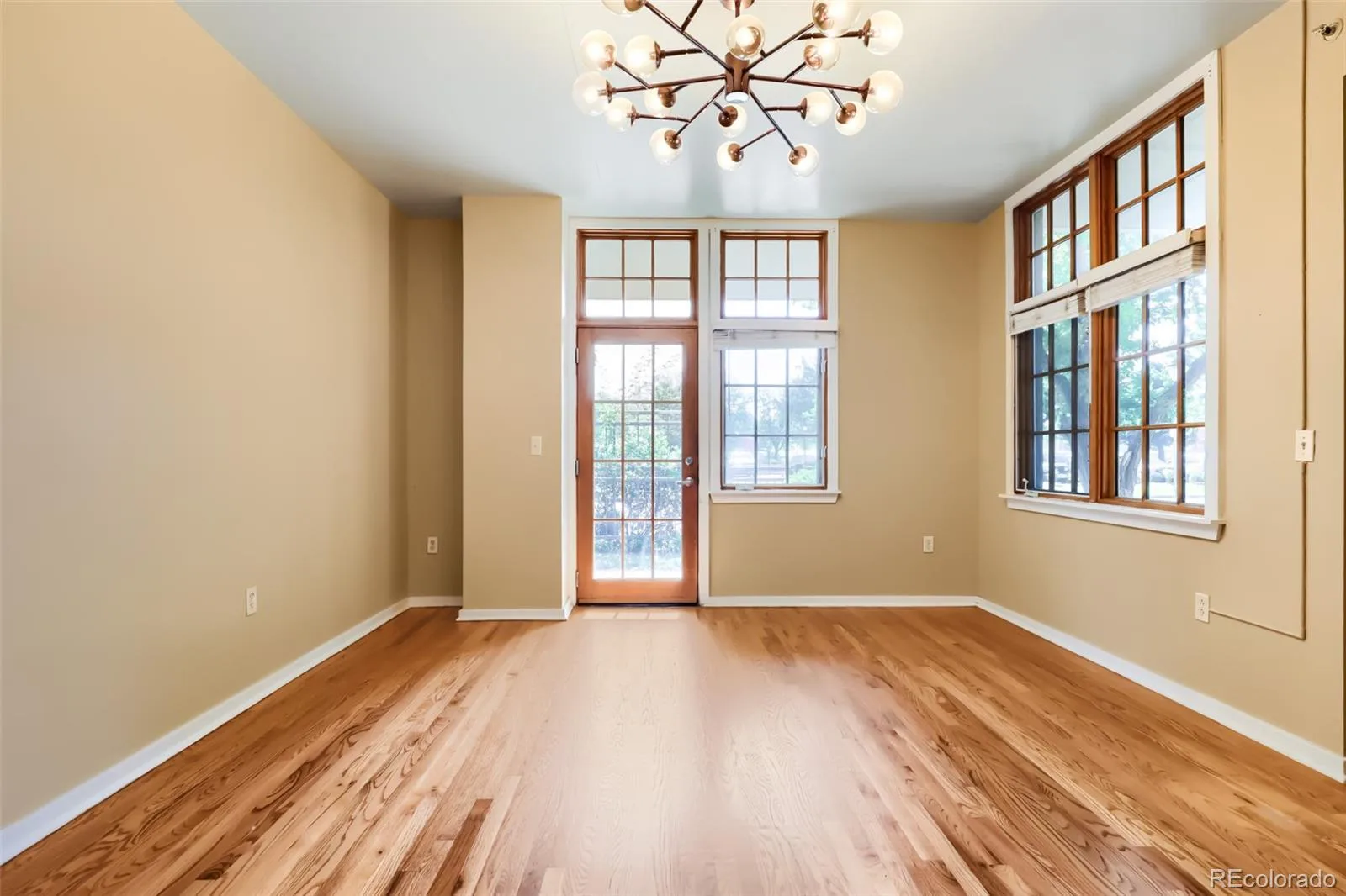275 S Harrison Street #107 Denver CO 80209 | MLS #REC8560834 08202026180954 1600 3