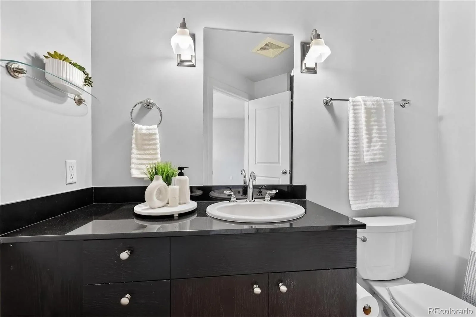 2001 Lincoln Street #810 Denver CO 80202 MLS #REC8560941 07212026032908 1600 27