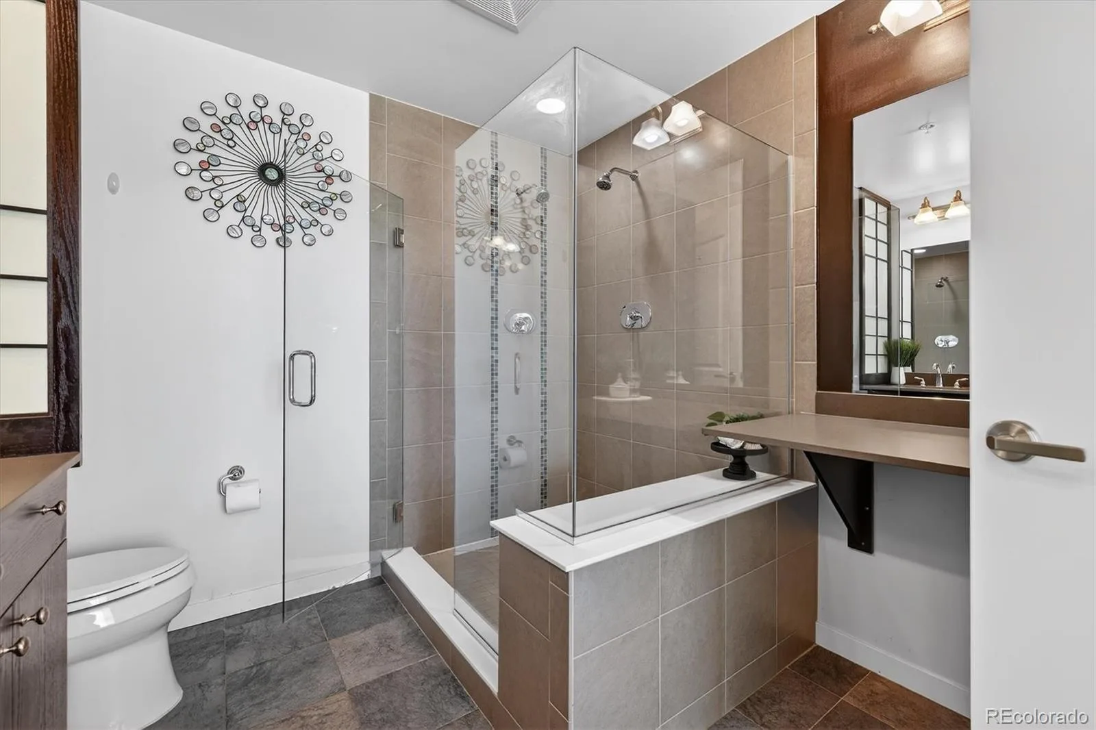 2001 Lincoln Street #810 Denver CO 80202 MLS #REC8560941 07212026032908 1600 38