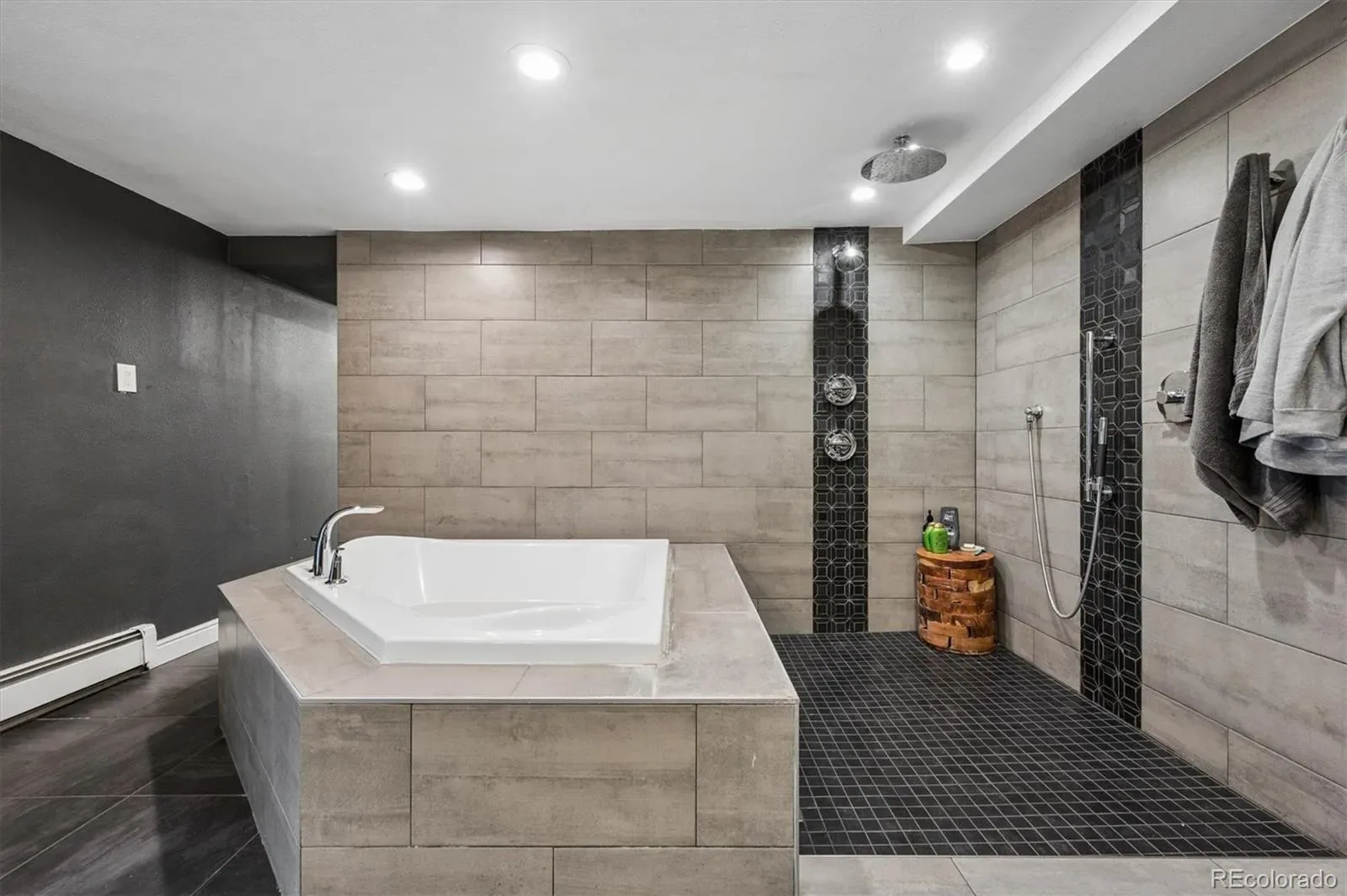 03202026184625 1600 22