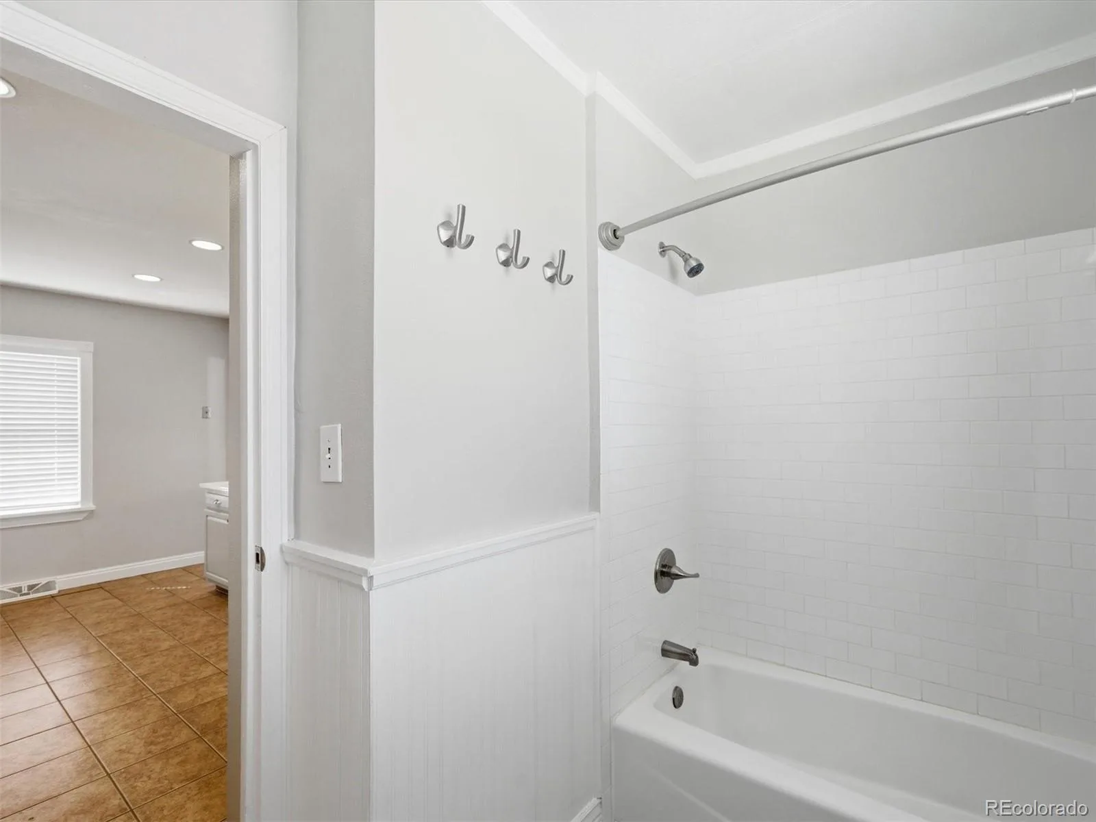 4245 S Clarkson Street Englewood CO 80113 | MLS #REC8561322 07162026014529 1600 10
