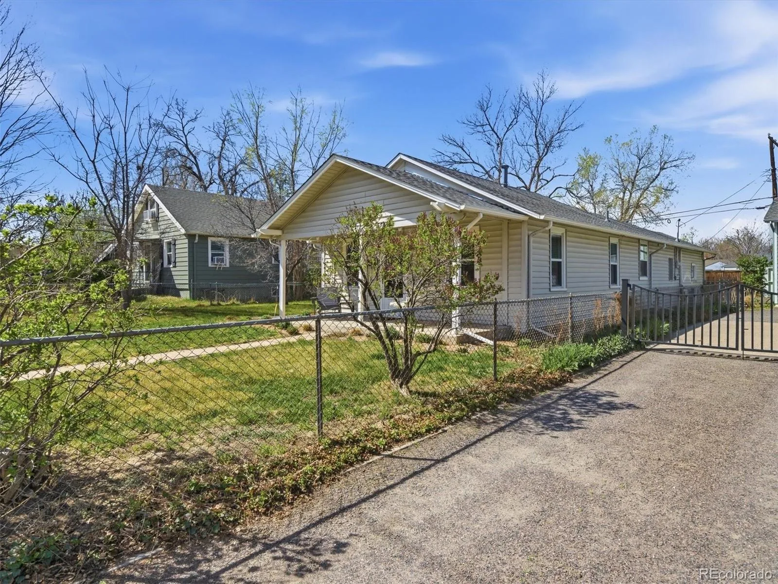 4245 S Clarkson Street Englewood CO 80113 | MLS #REC8561322 07162026014529 1600 25