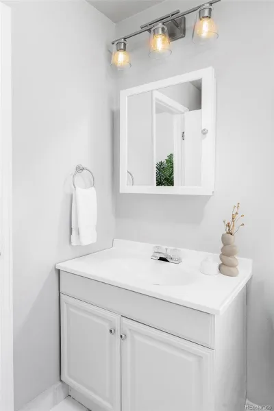 04172026004113 800 17