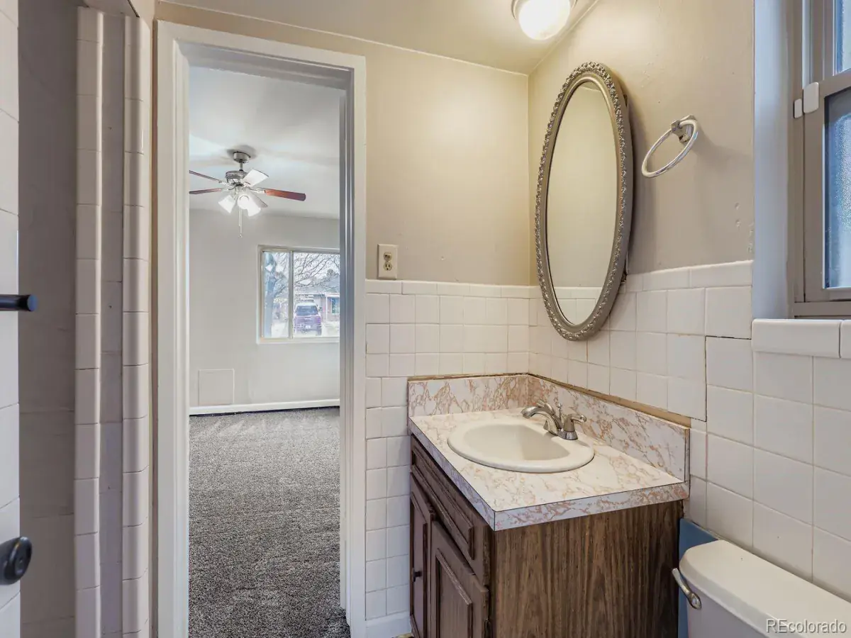 929 Quentin Street Aurora CO 80011 MLS #REC8563849 01102026010130 1200 14