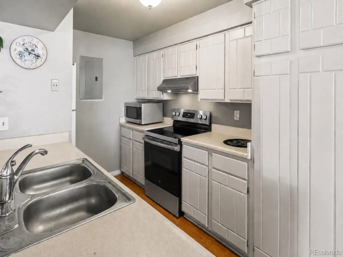 1192 S Eagle Circle #C Aurora CO 80012 | MLS #REC8569954 07072026041249 1200 18