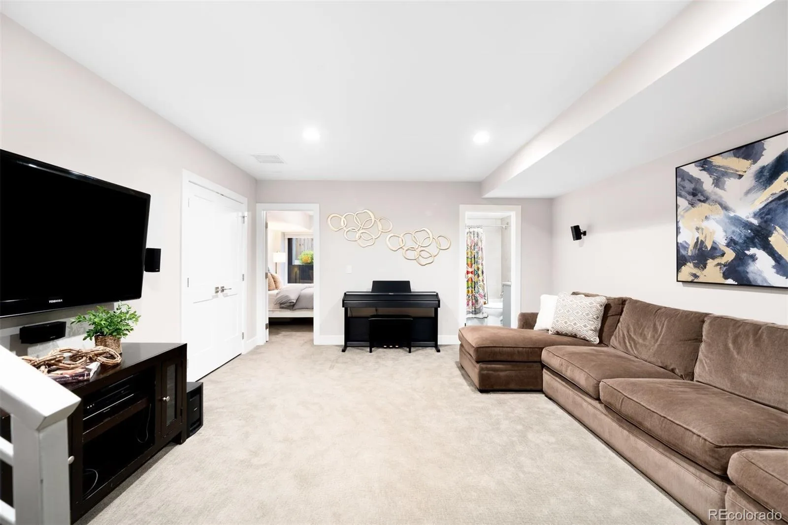 788 Bellaire Street Denver CO 80220 MLS #REC8570550 06152026194757 1600 24