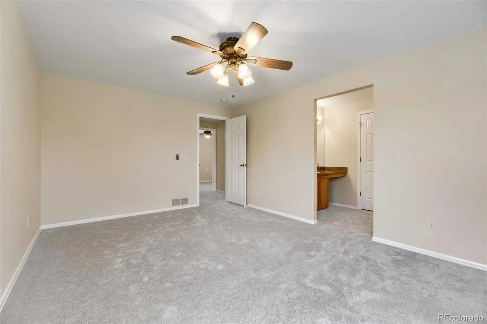 11208 Day Star Court Parker CO 80138 | MLS #REC8572514 08072026025835 1600 13