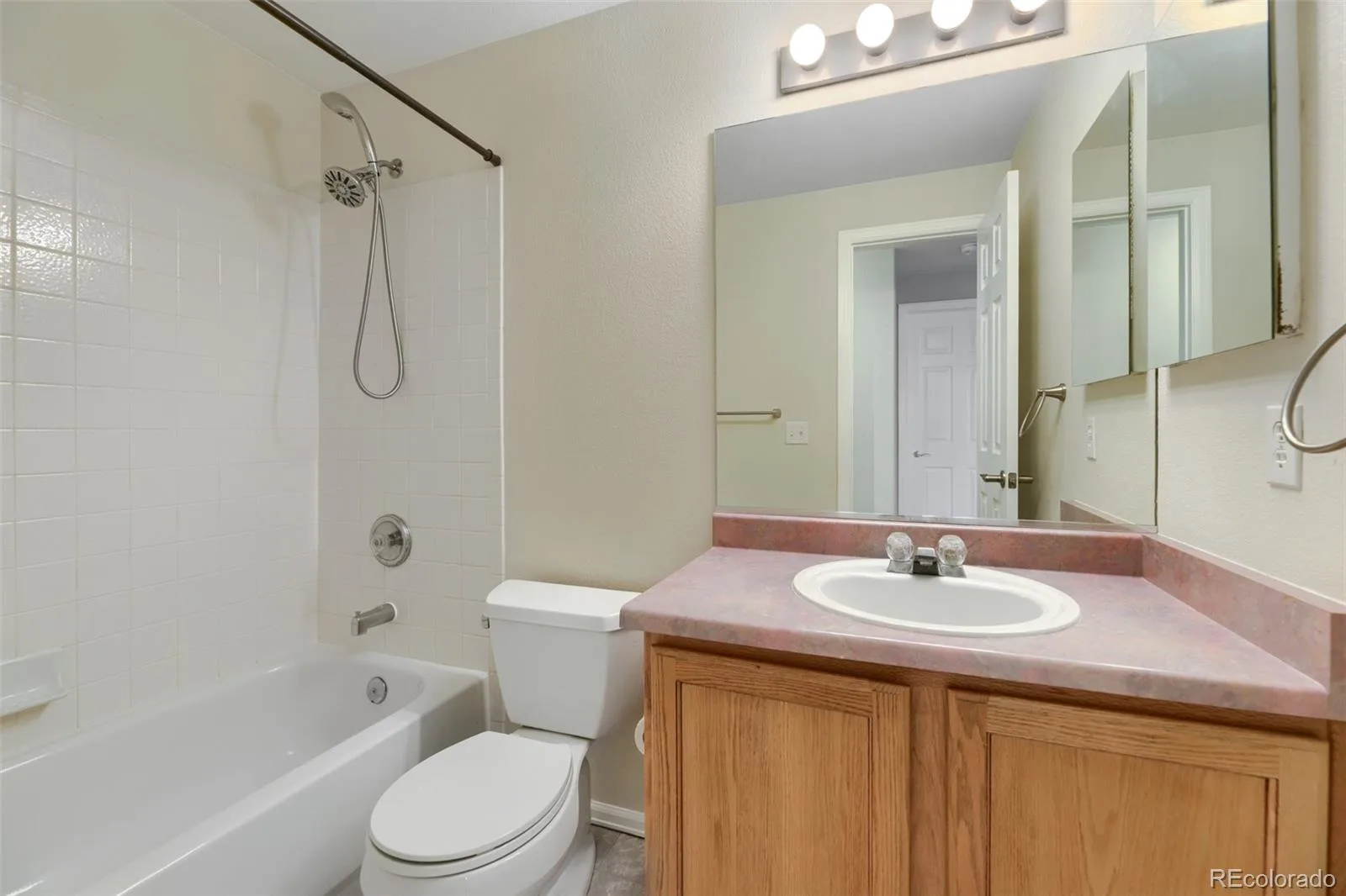 11208 Day Star Court Parker CO 80138 | MLS #REC8572514 08072026025835 1600 16