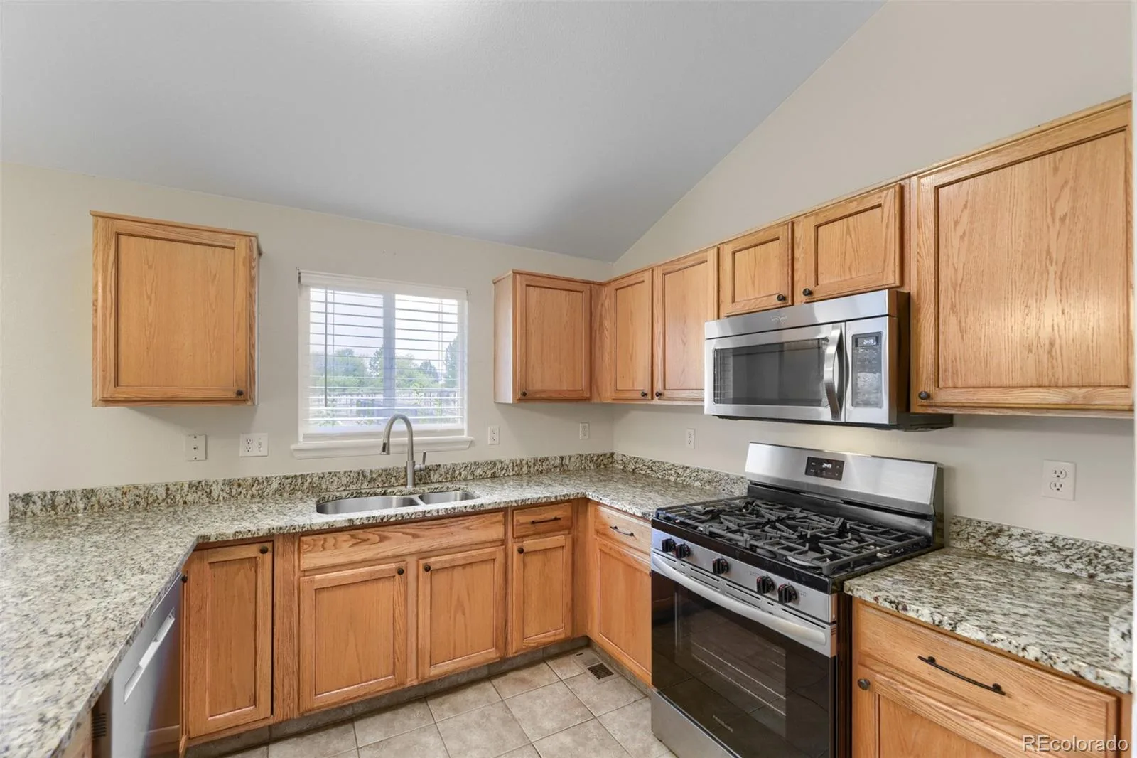 11208 Day Star Court Parker CO 80138 | MLS #REC8572514 08072026025835 1600 6