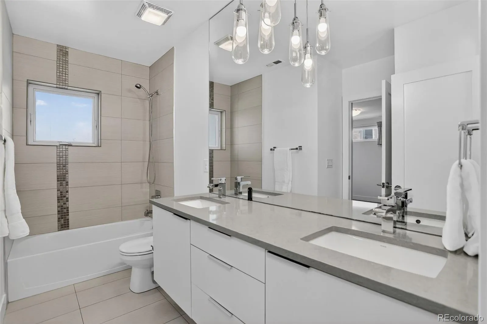 1930 W 35th Avenue Denver CO 80211 MLS #REC8573428 05142026225634 1600 27