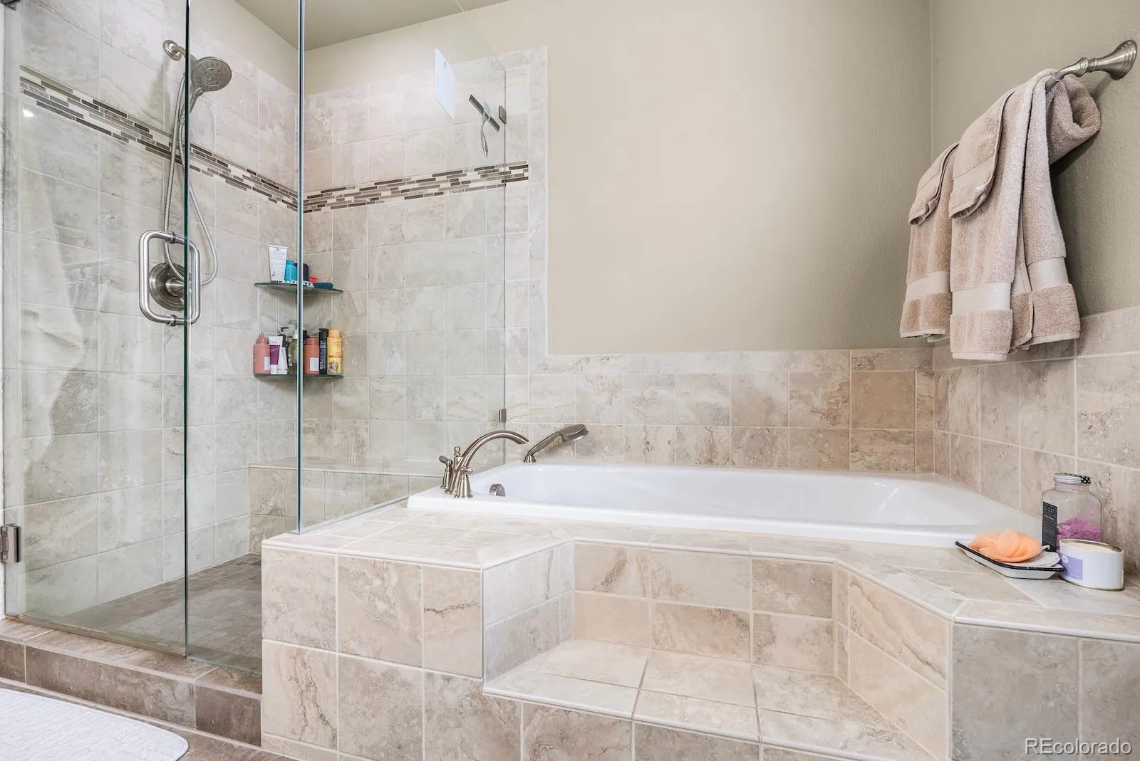 18829 E Berry Place Aurora CO 80015 MLS #REC8573806 05132026151152 1600 36