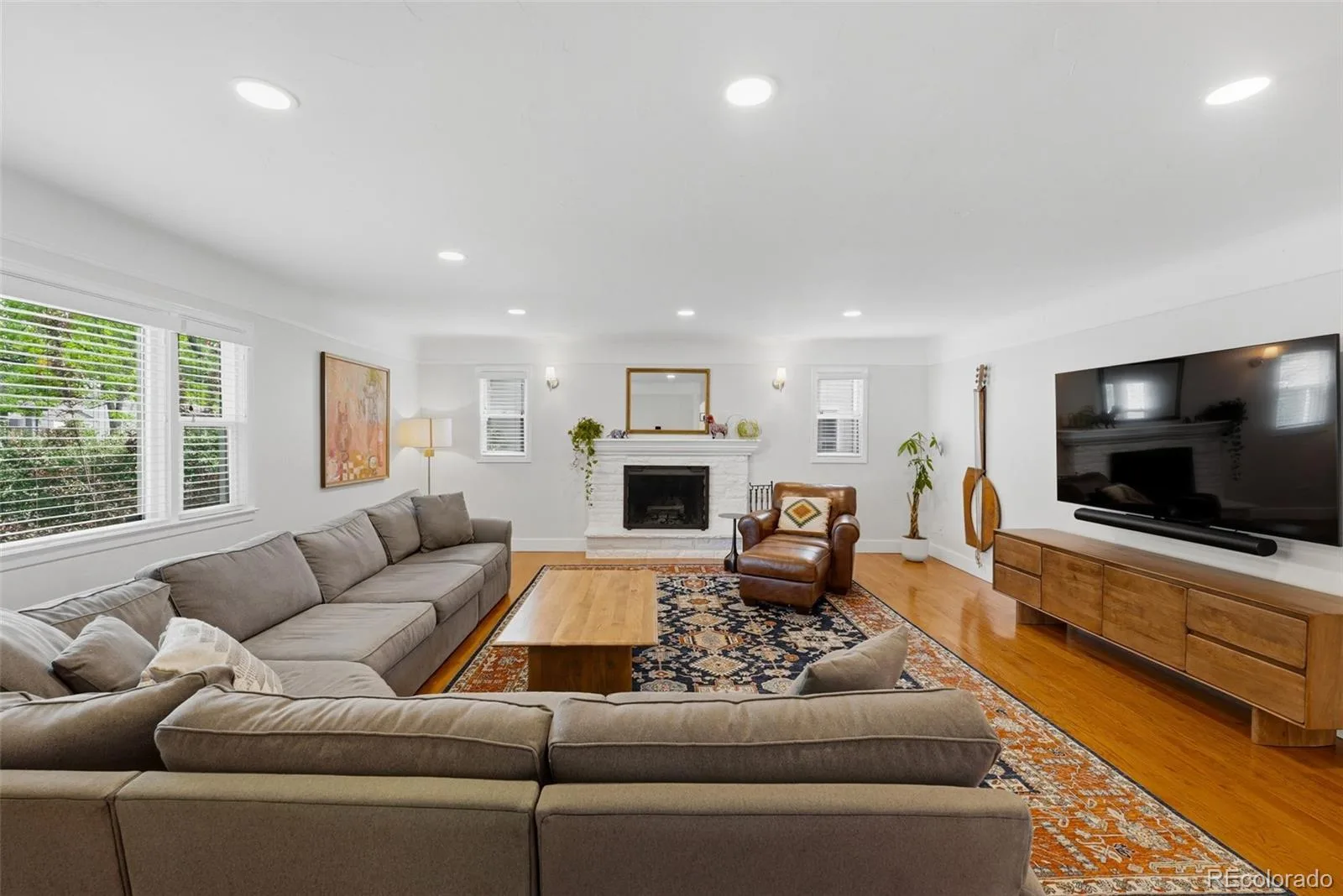 1121 S Cook Street Denver CO 80210 MLS #REC8576124 06112026171835 1600 4
