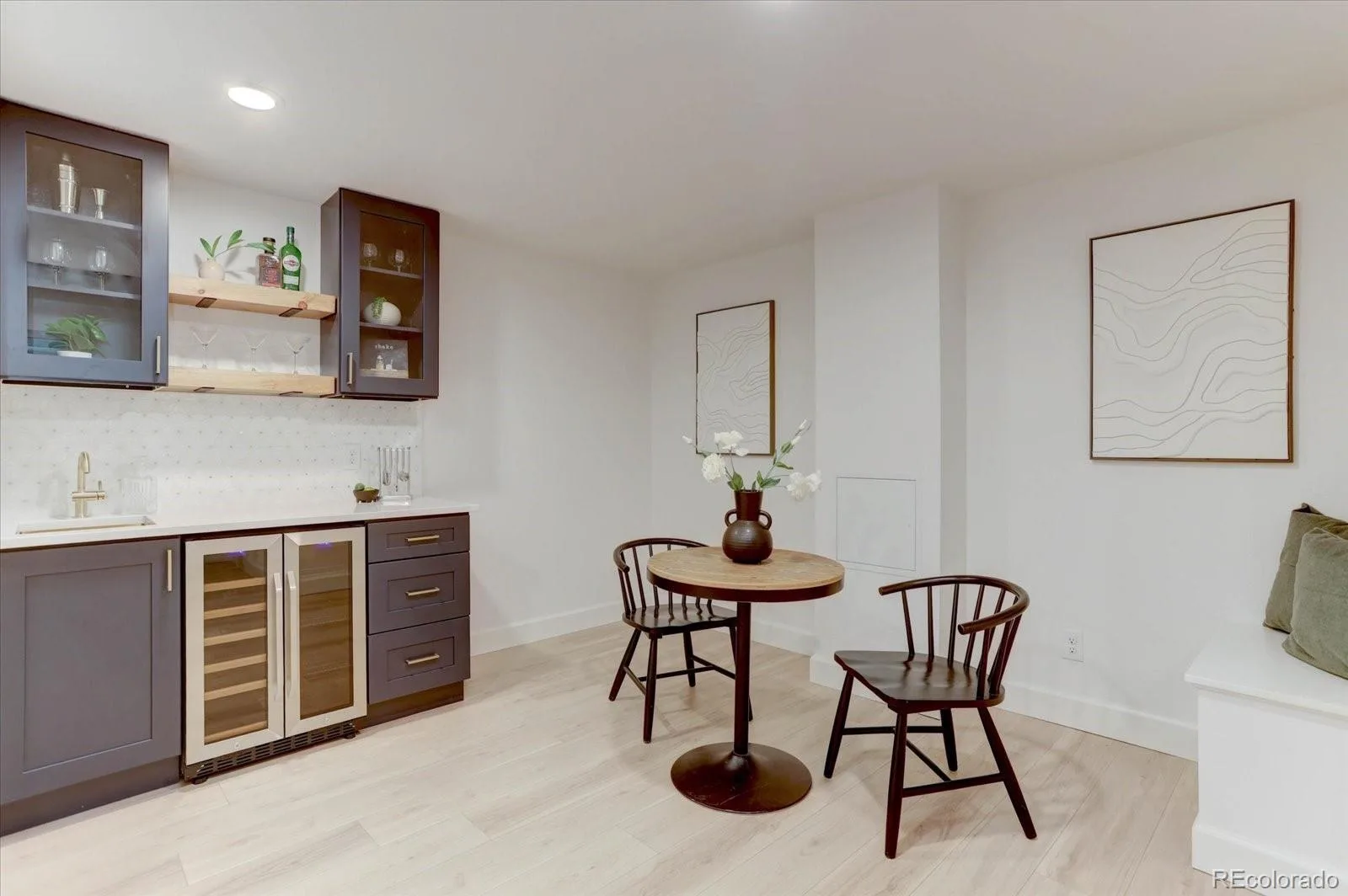 11279 E 25th Drive Aurora CO 80010 | MLS #REC8576876 08242026234512 1600 23