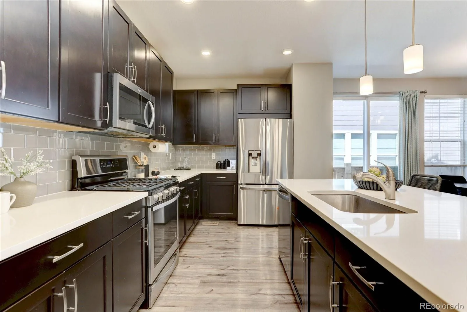 11279 E 25th Drive Aurora CO 80010 | MLS #REC8576876 08242026234512 1600 4