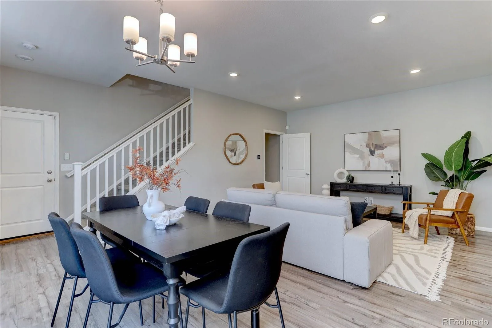 11279 E 25th Drive Aurora CO 80010 | MLS #REC8576876 08242026234512 1600 7