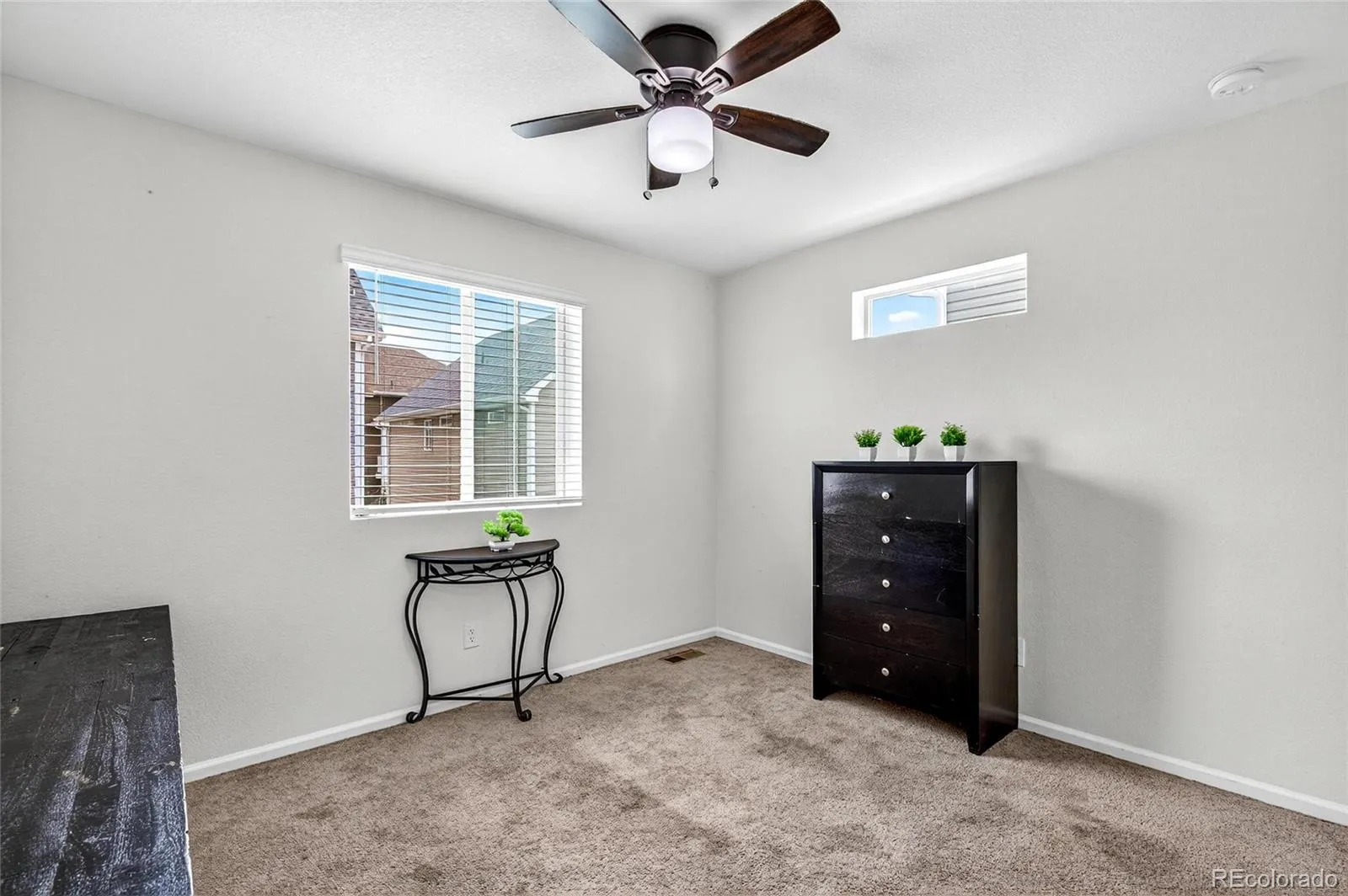 18592 E 54th Avenue Denver CO 80249 MLS #REC8577892 04202026164811 1600 11