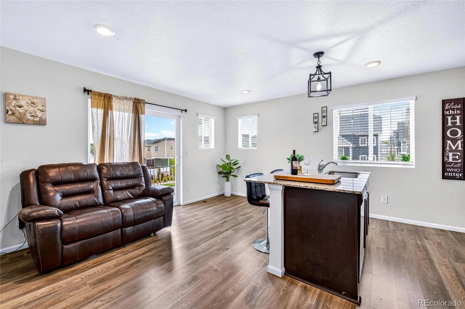 18592 E 54th Avenue Denver CO 80249 MLS #REC8577892 04202026164811 1600 5