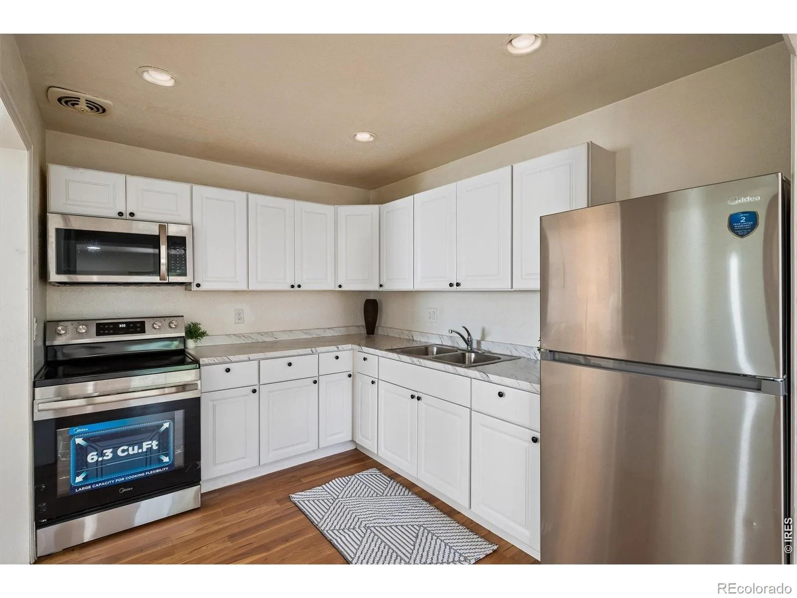 1325 Lima Street Aurora CO 80010 | MLS #REC8577956 09262026012432 1600 10