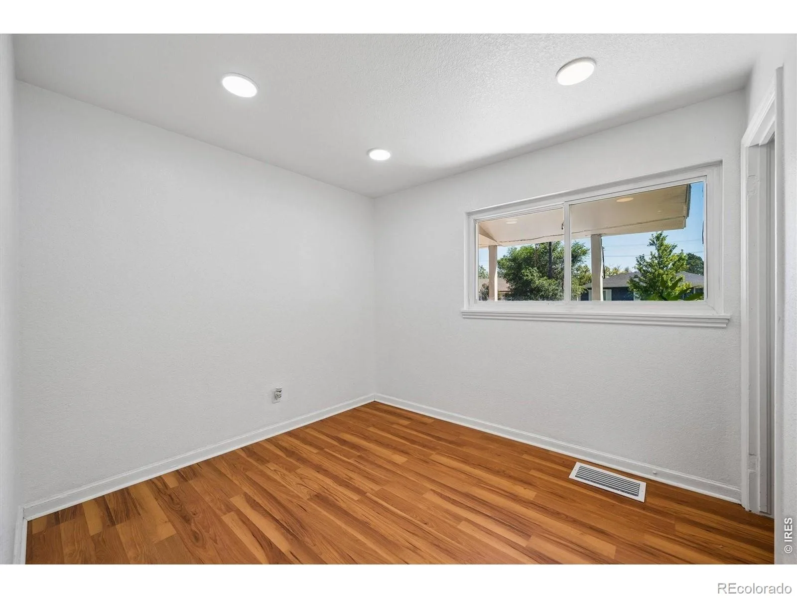 1325 Lima Street Aurora CO 80010 | MLS #REC8577956 09262026012432 1600 26