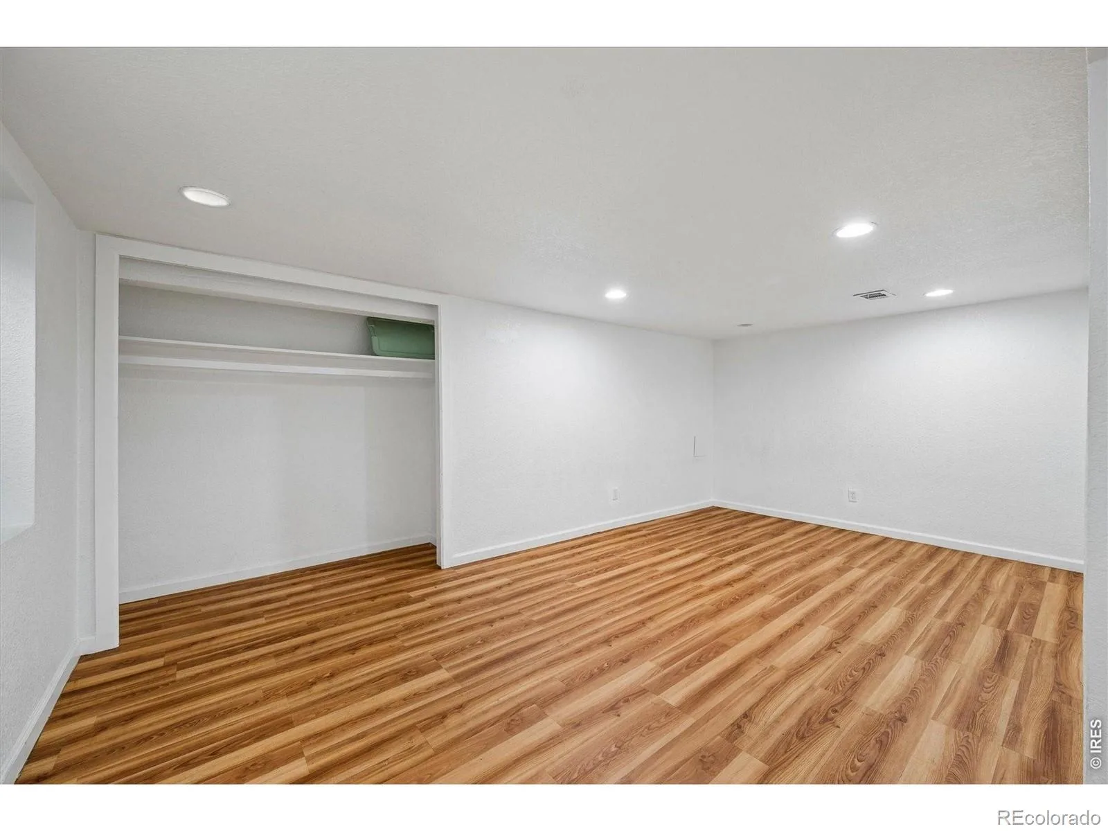 1325 Lima Street Aurora CO 80010 | MLS #REC8577956 09262026012432 1600 34