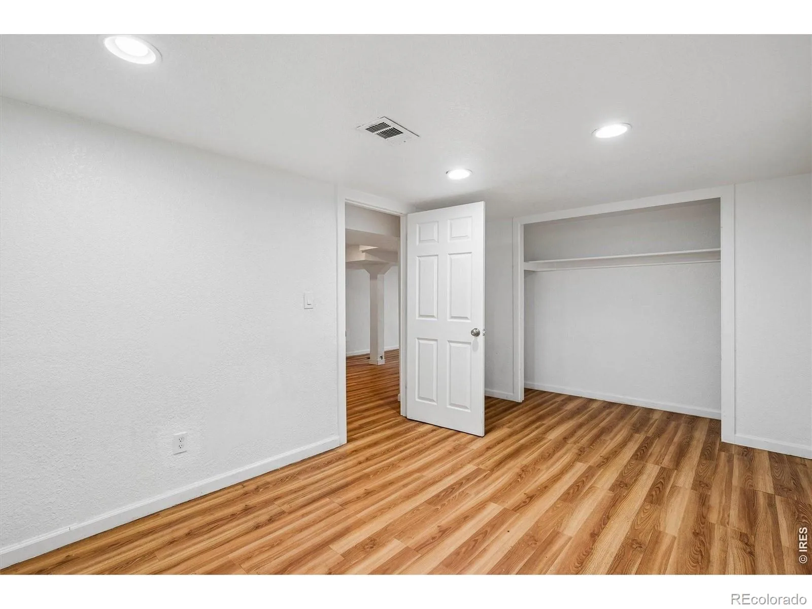 1325 Lima Street Aurora CO 80010 | MLS #REC8577956 09262026012432 1600 37