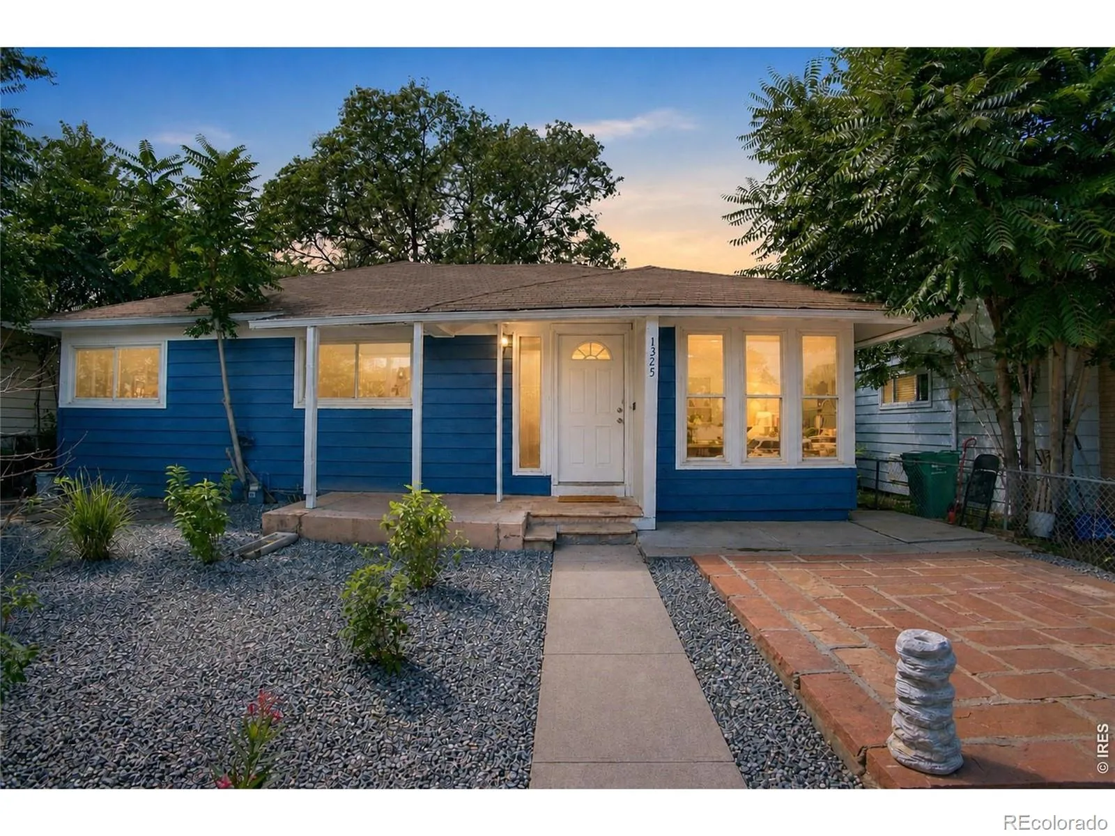 1325 Lima Street Aurora CO 80010 | MLS #REC8577956 09262026012432 1600 45