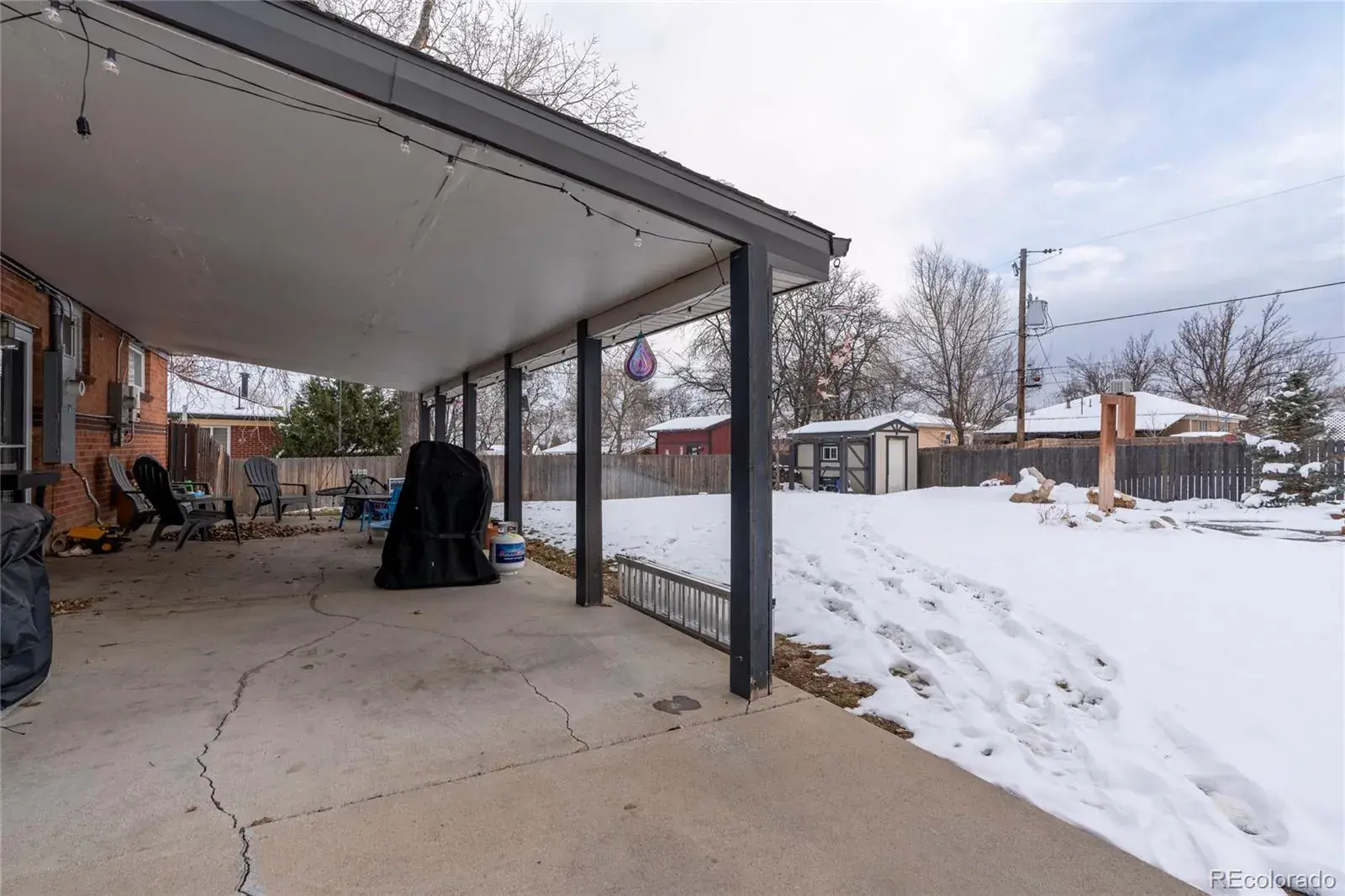 12112025180410 1600 20