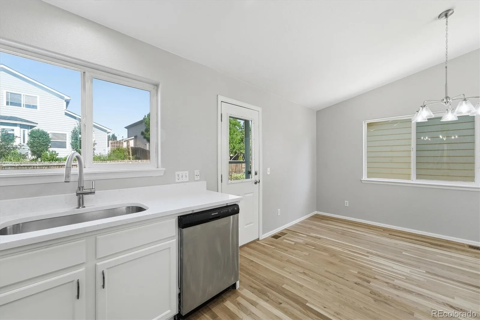 789 Fairhaven Street Castle Rock CO 80104 | MLS #REC8579090 07012026155749 1600 13