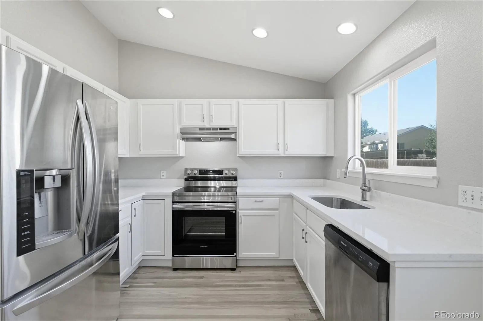 789 Fairhaven Street Castle Rock CO 80104 | MLS #REC8579090 07012026155749 1600 14
