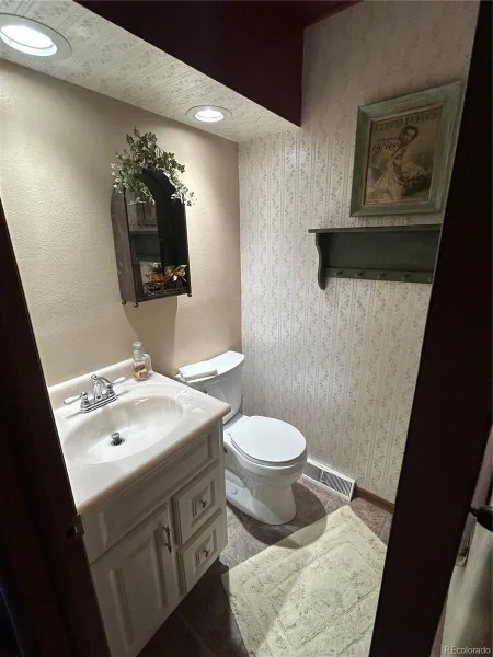 12924 St Paul Court Thornton CO 80241 | MLS #REC8580734 07282026225624 800 35