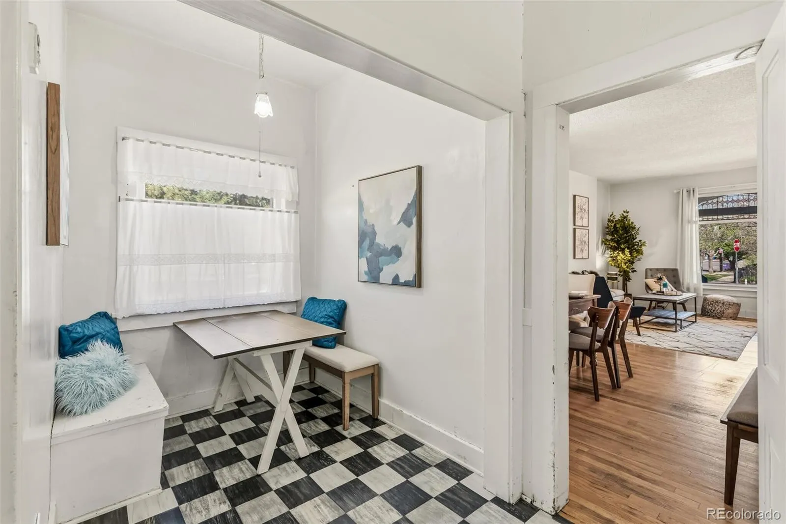 04092026010623 1600 18