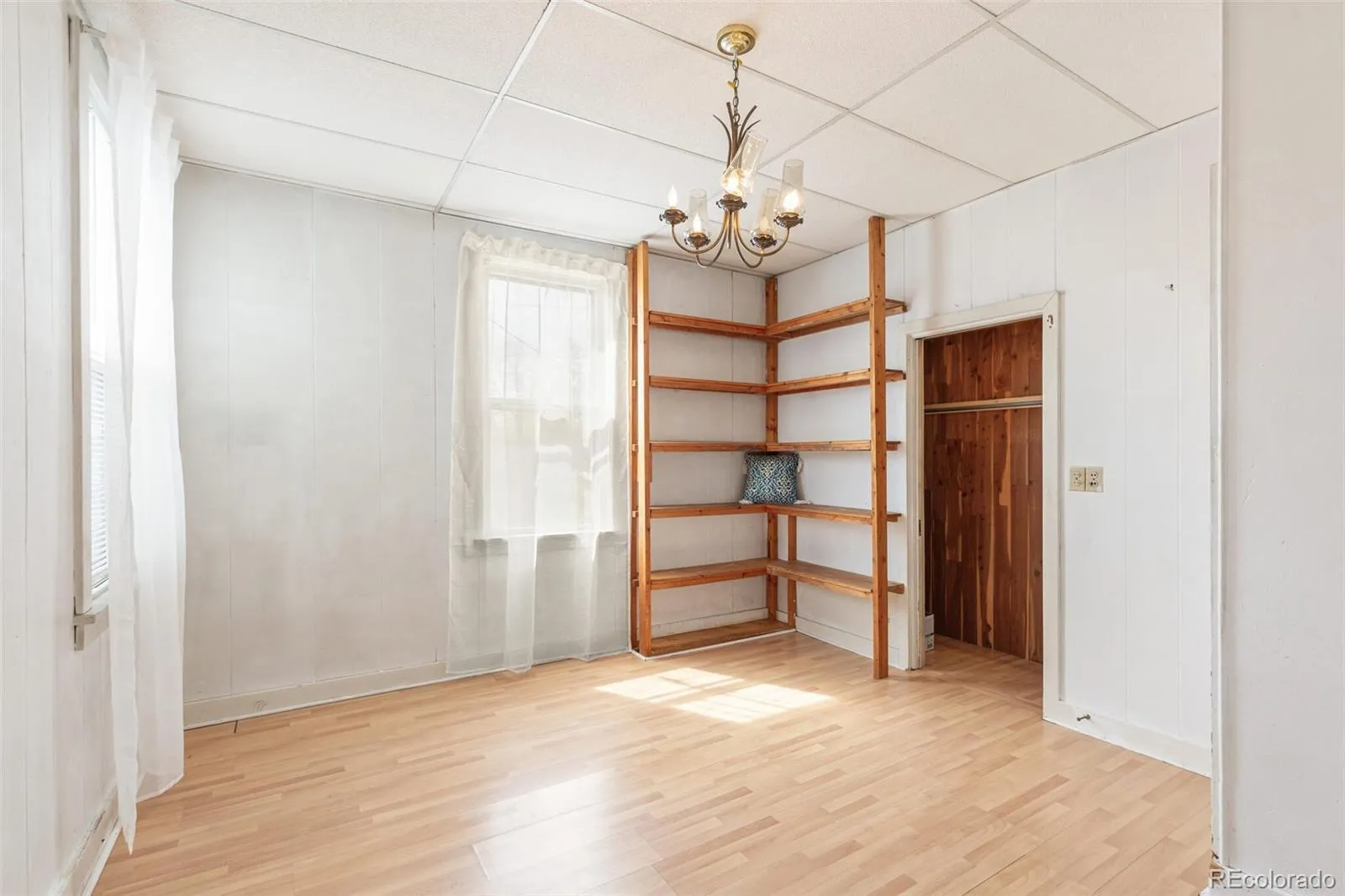 04092026010623 1600 21