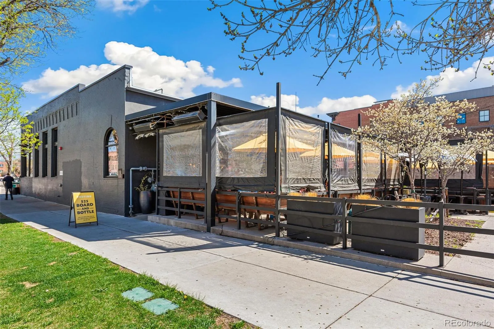 04092026010623 1600 38