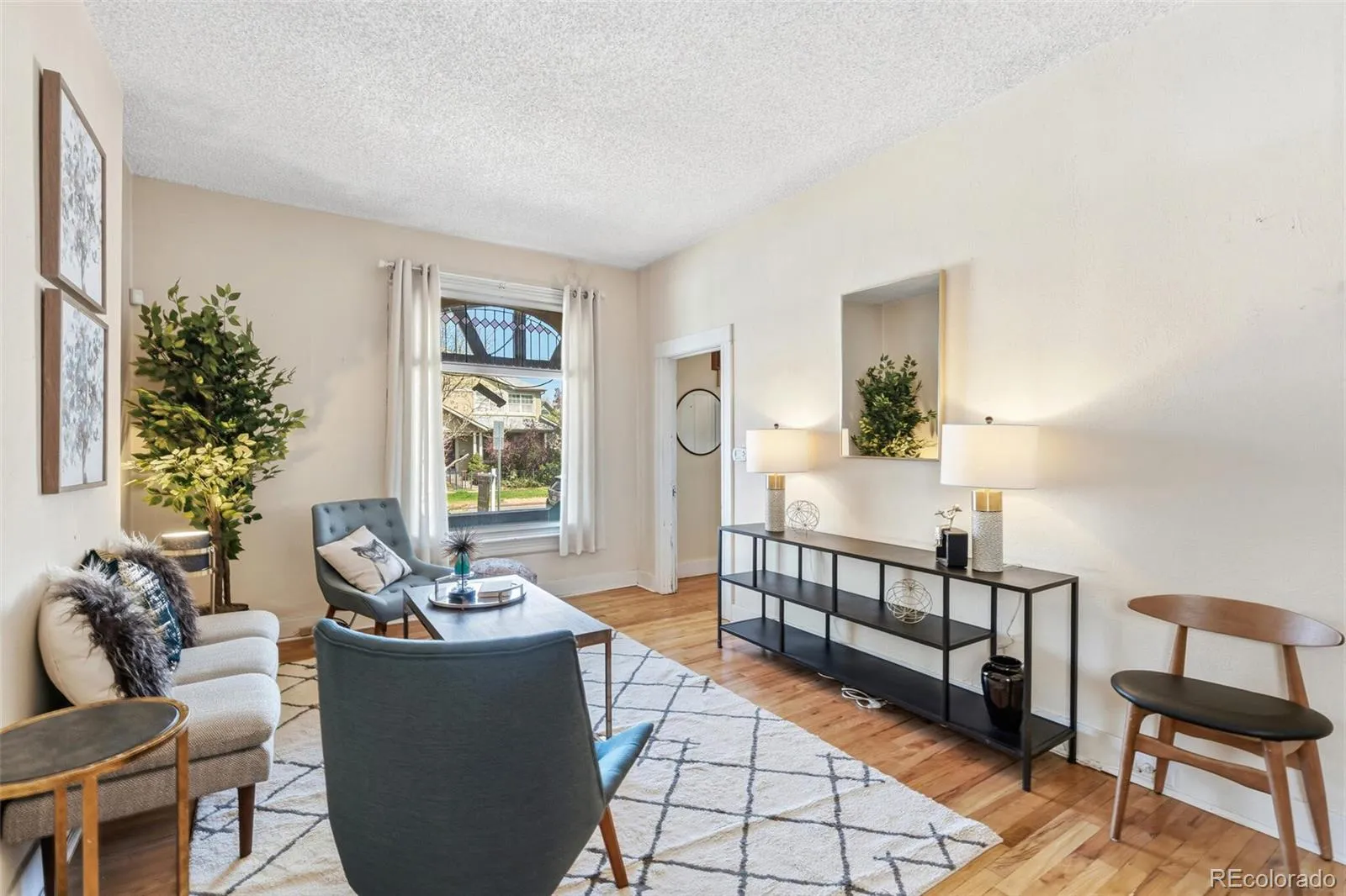 04092026010623 1600 6