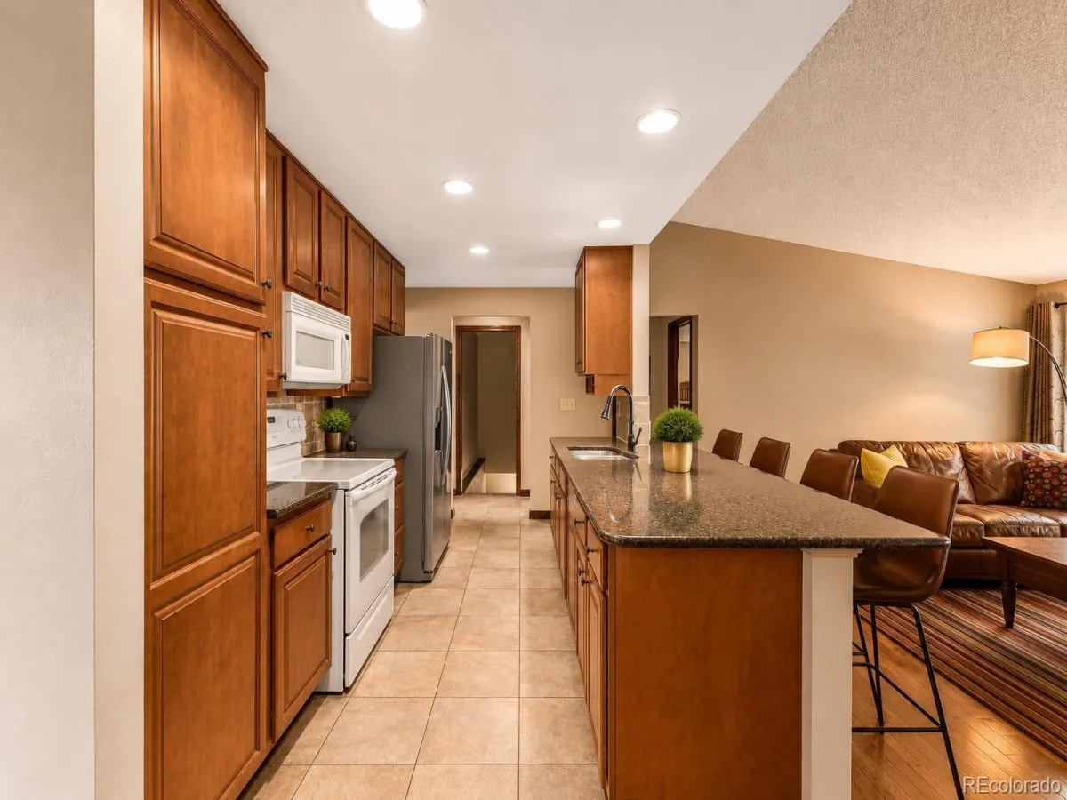 3141 S Evanston Way Aurora CO 80014 MLS #REC8584162 05212026185633 1200 5