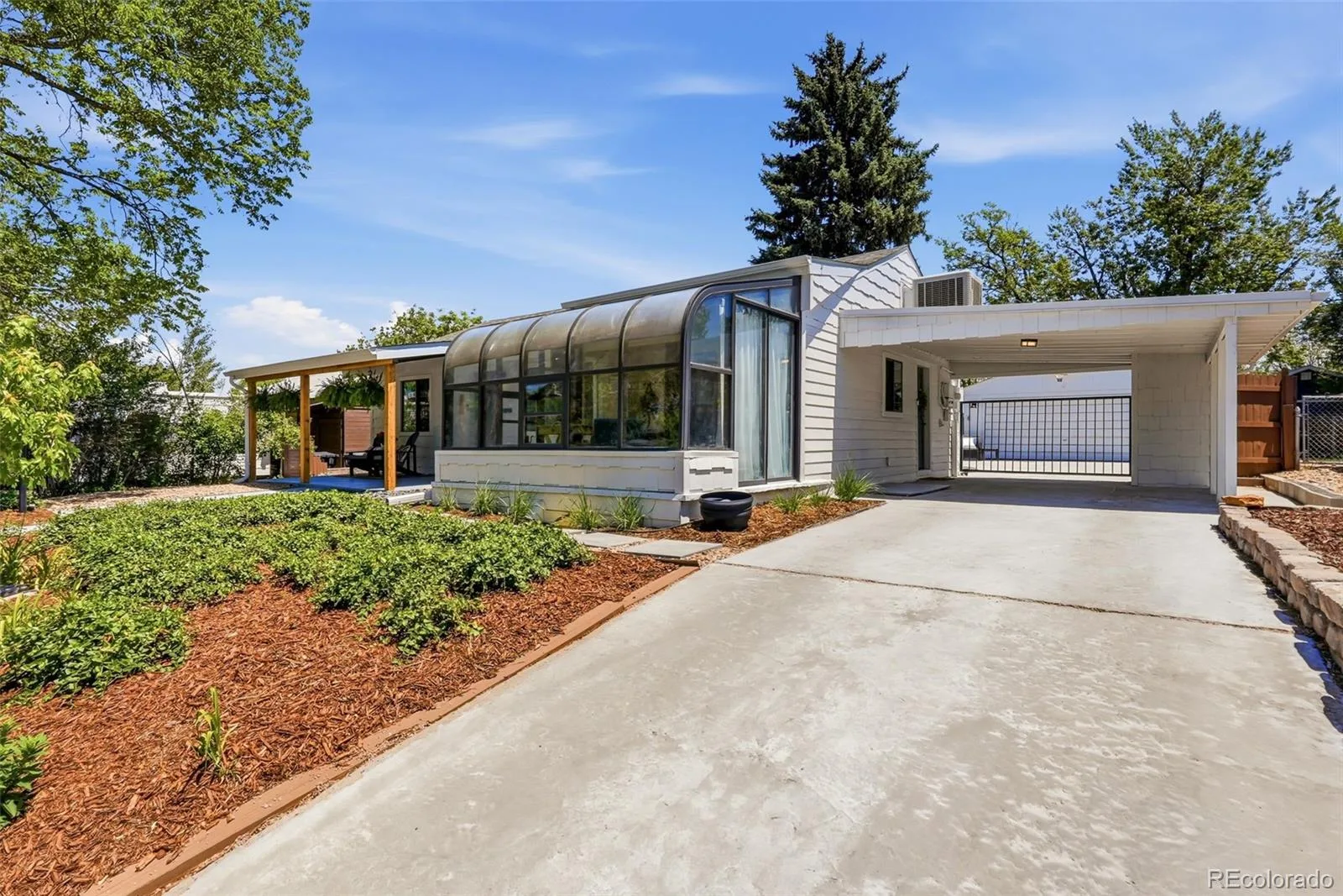 1230 S Forest Street Denver CO 80246 MLS #REC8584259 06042026143448 1600 3