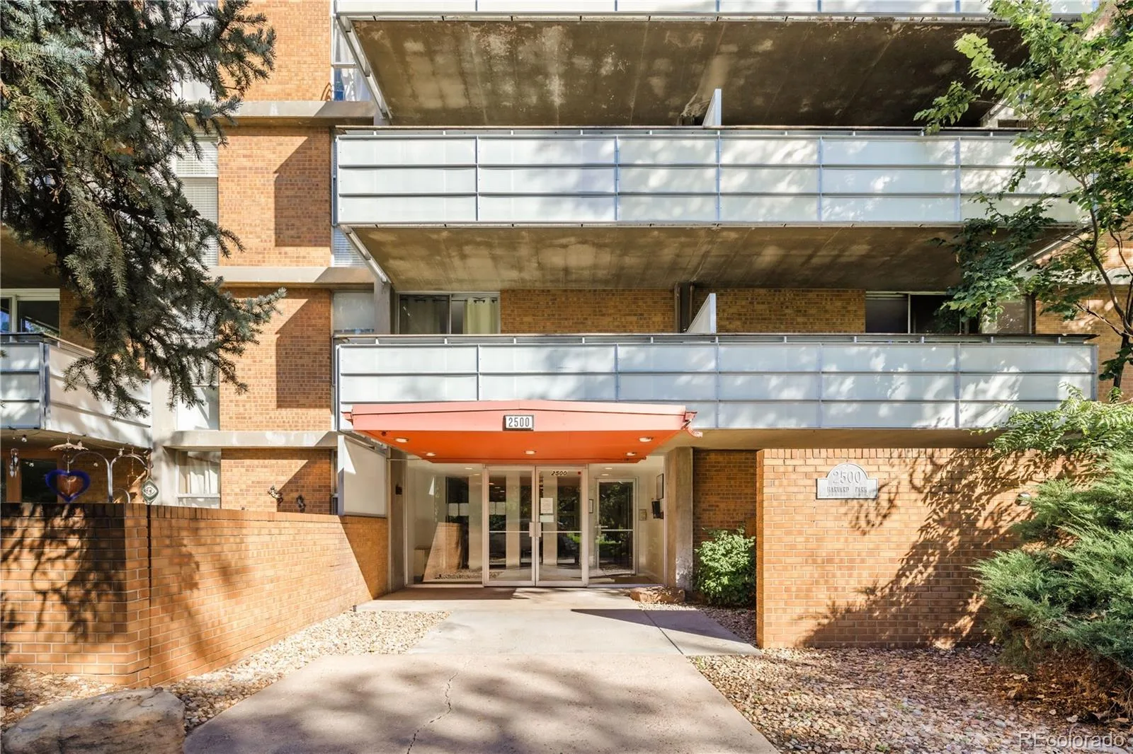 2500 S York Street #206 Denver CO 80210 | MLS #REC8586723 10072026035611 1600 15