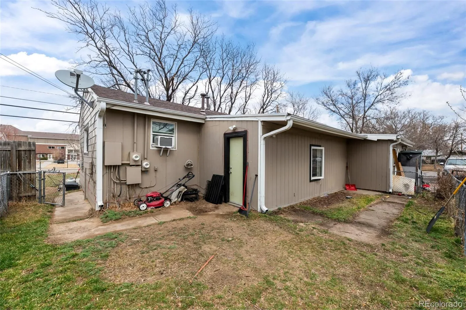 5997 Magnolia Street Commerce City CO 80022 | MLS #REC8586986 03132026184750 1600 9