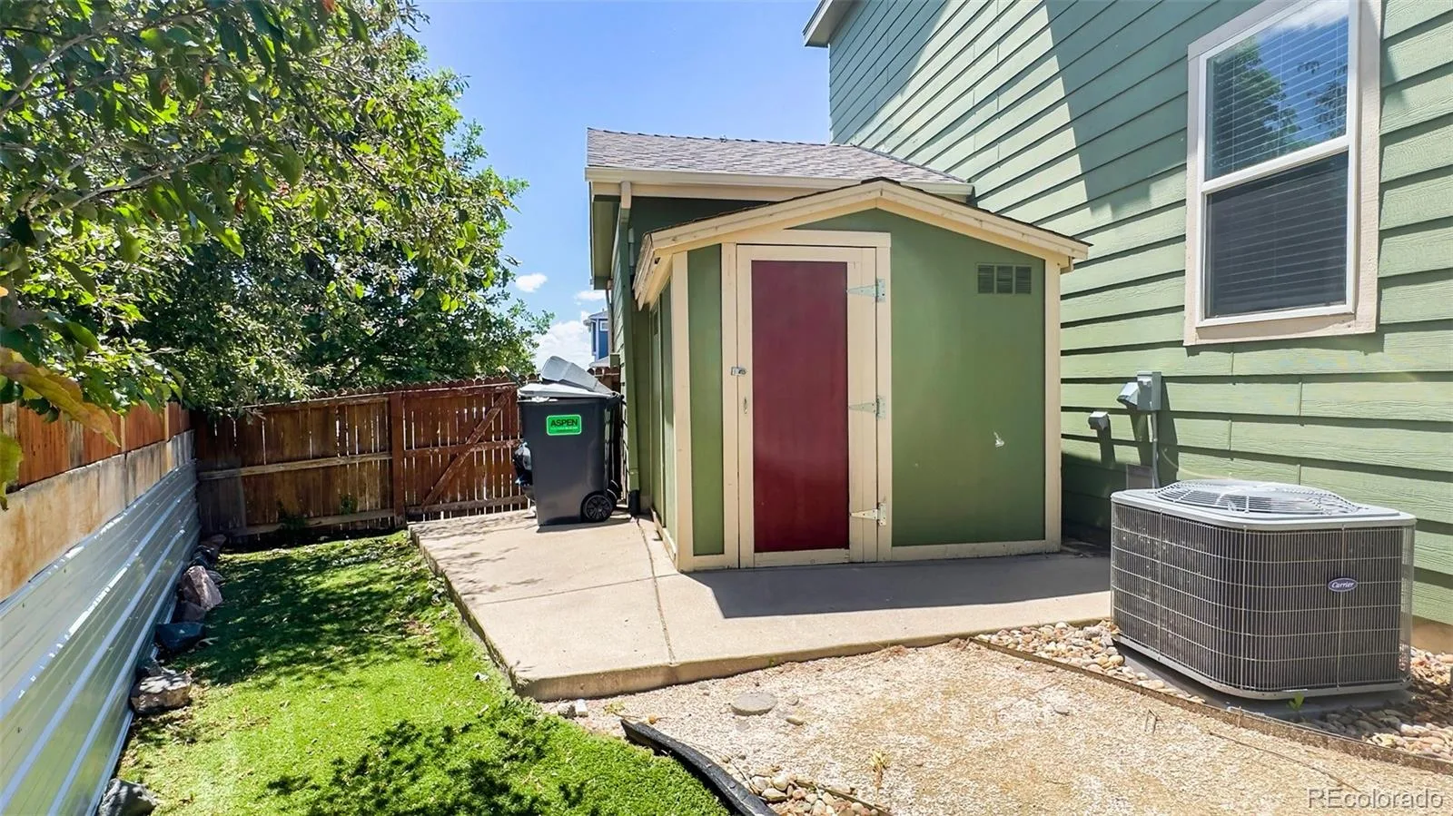 11303 Newport Street Thornton CO 80233 | MLS #REC8587357 08192026163349 1600 35