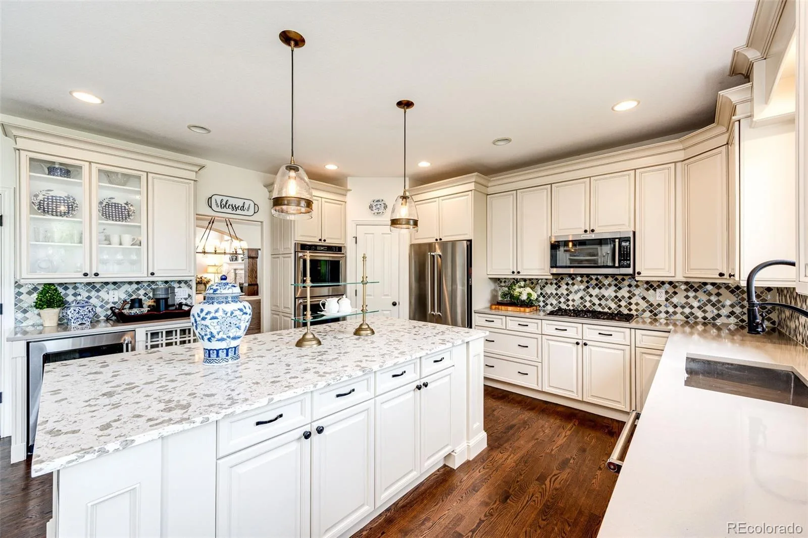 907 Greenridge Lane Castle Pines CO 80108 MLS #REC8588886 06052026032317 1600 19