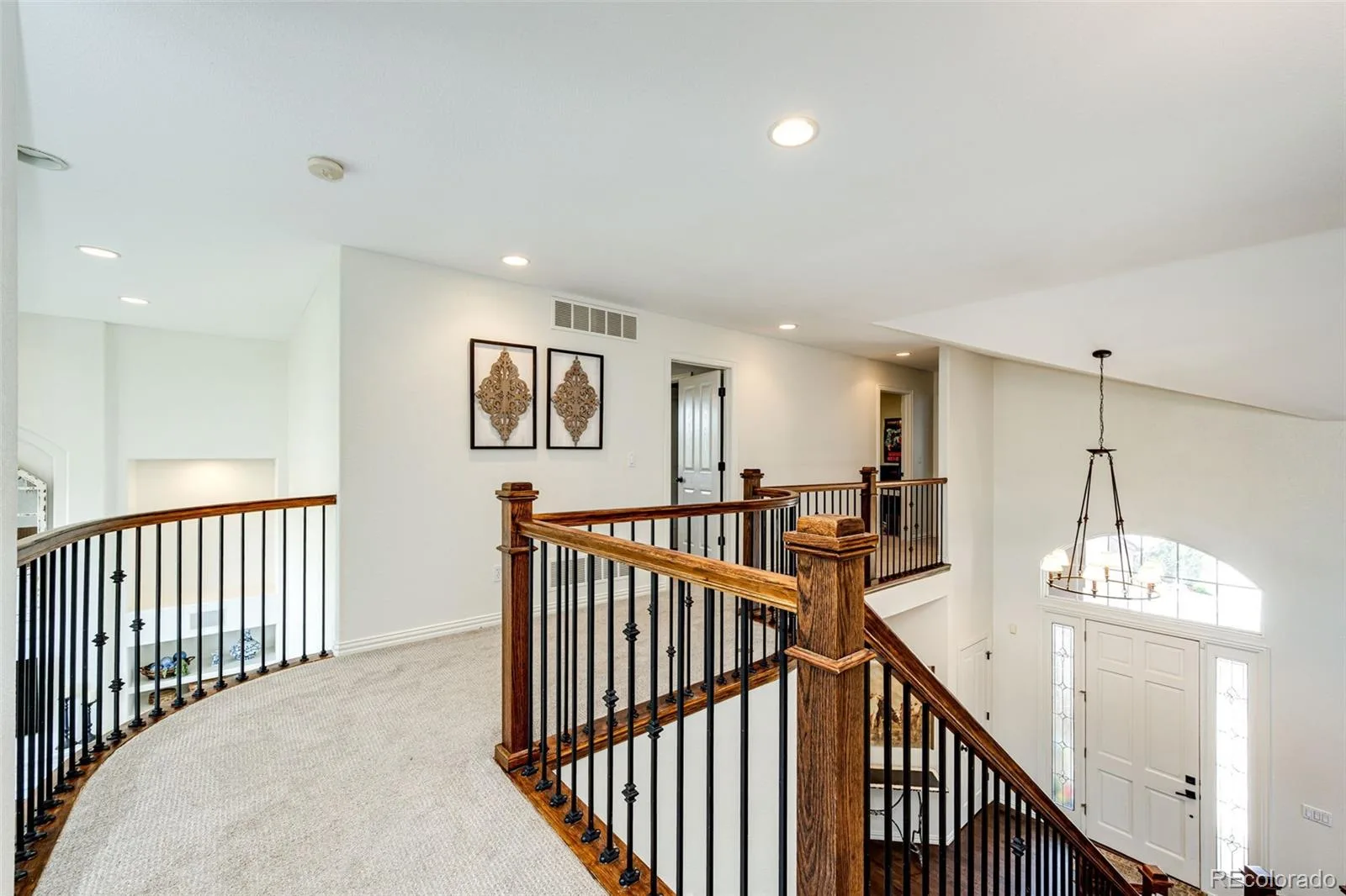 907 Greenridge Lane Castle Pines CO 80108 MLS #REC8588886 06052026032317 1600 24