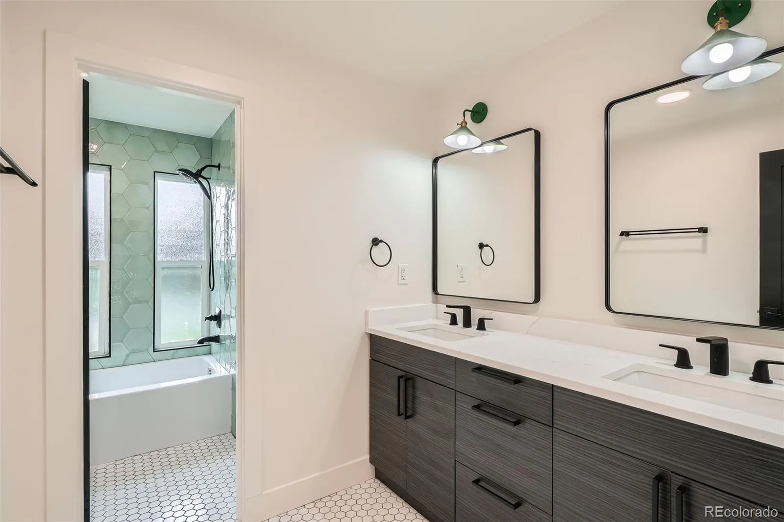 22 Rangeview Drive Wheat Ridge CO 80215 | MLS #REC8588927 08162026051026 1600 19